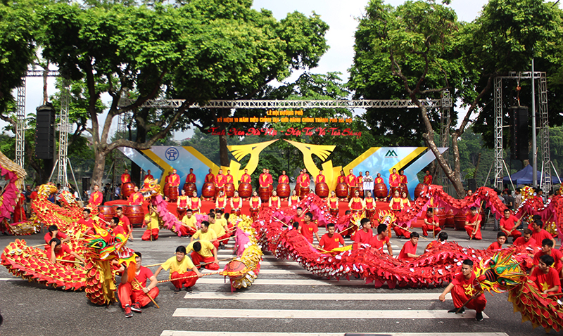 Tưng bừng Lễ hội “Tinh hoa Hà Nội – Hội tụ và tỏa sáng”