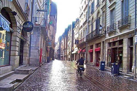 Du Lịch Pháp - Nét văn hóa đặc trưng con người nước Pháp