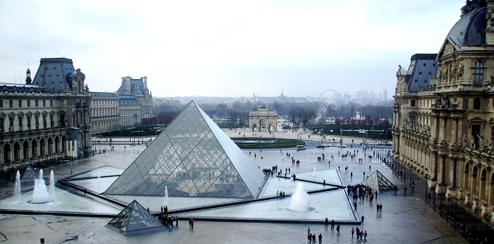 bảo tàng louvre