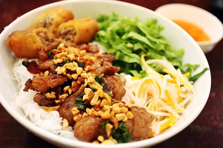 Bún thịt nướng