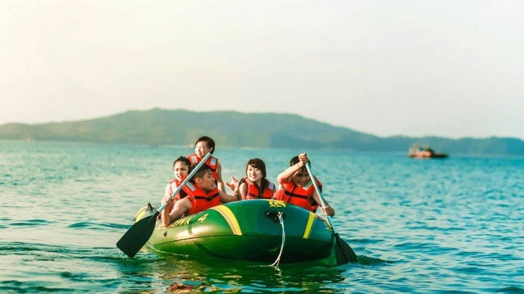 chèo thuyền kayak