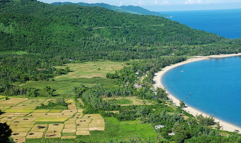 làng vân hoang sơ mộc mạc