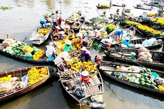 chợ nổi cái bè