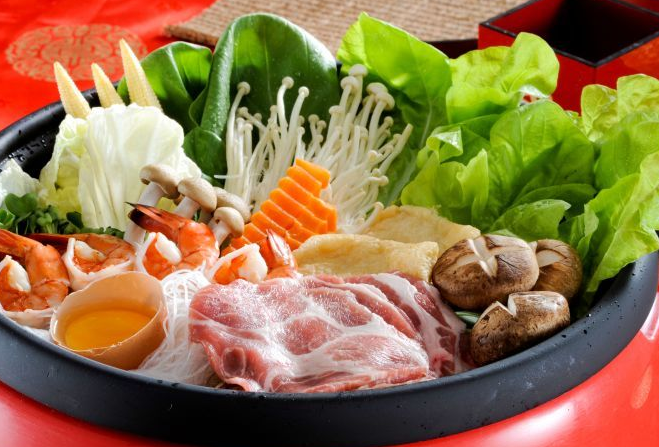 lẩu sukiyaki nhật