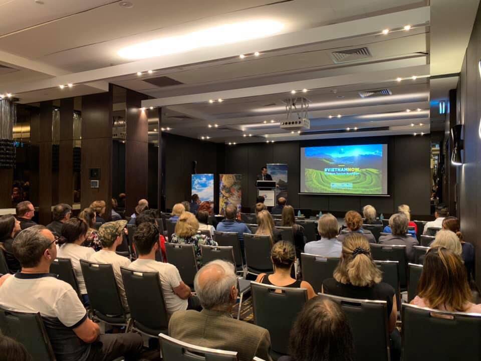 Vietnam roadshow in Australia - Handetour 1