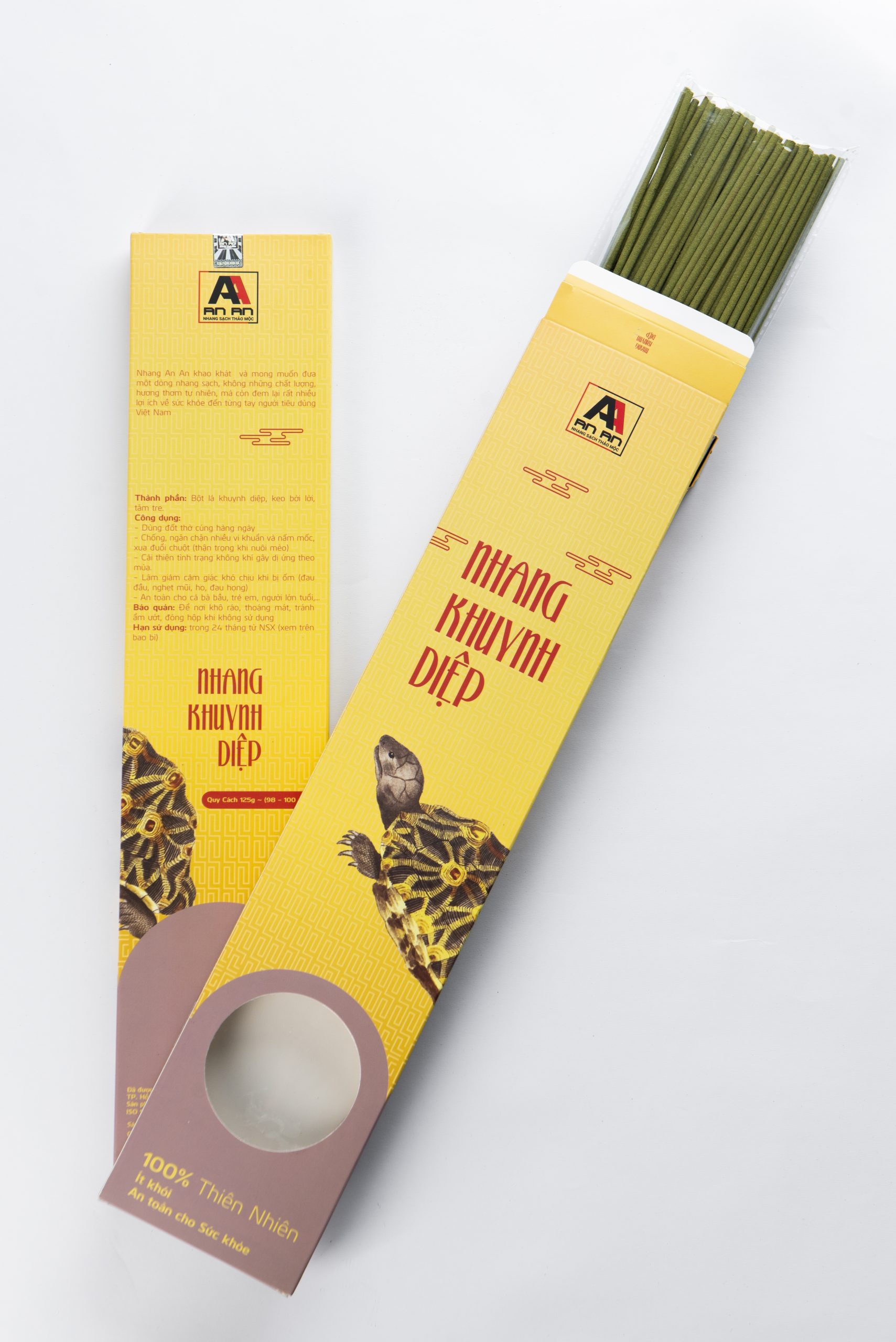 Nhang khuynh diệp hộp ~ 100 cây (Dài 40 cm) 𝐕𝐚̀𝐧𝐠 𝐦𝐚̃ Nhang Khuynh Diệp Hộp ~ 100 Cây (Dài 40 Cm) 𝐕𝐚̀𝐧𝐠 𝐦𝐚̃
