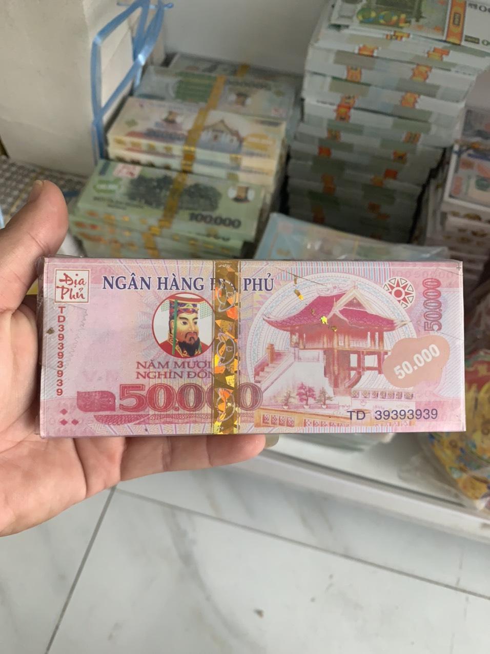 Tiền Đô - Tiền Việt vàng mã (Mẫu đẹp nhất)/ Xấp Tiền Đô - Tiền Việt Vàng Mã (Mẫu Đẹp Nhất)/ Xấp