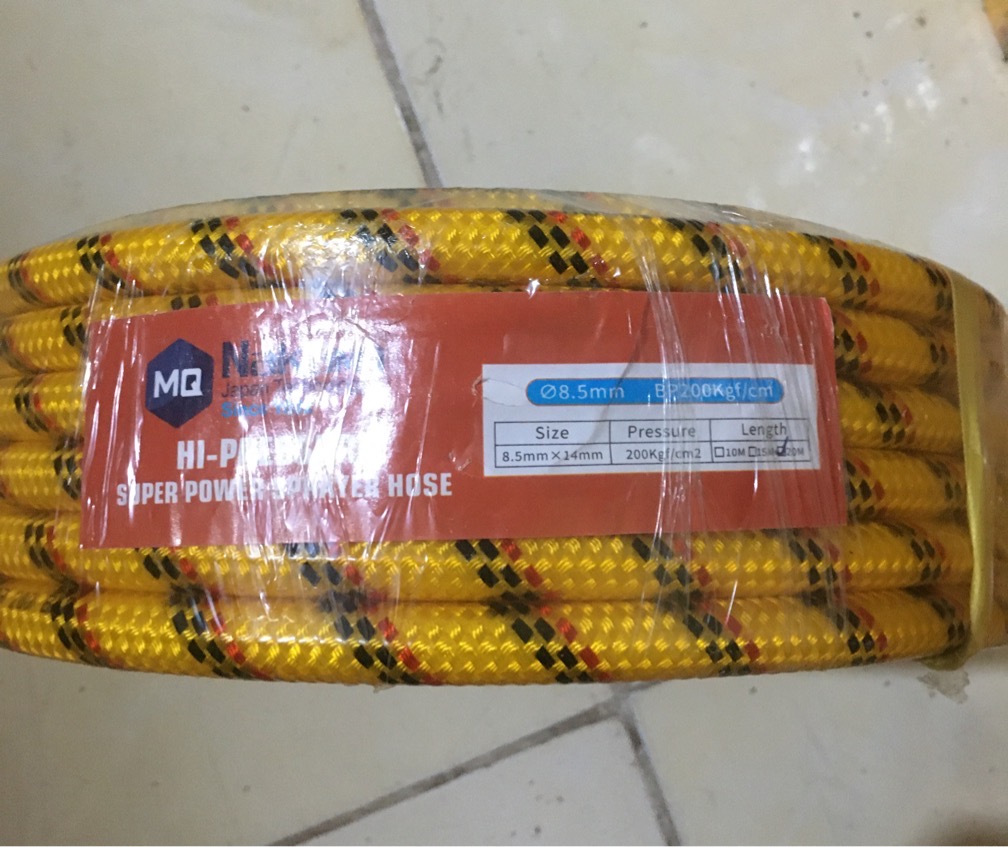 Vòi rửa xe MQ NAKAMA vằn vàng đen 20MV (dùng cho đầu rửa) (bs)