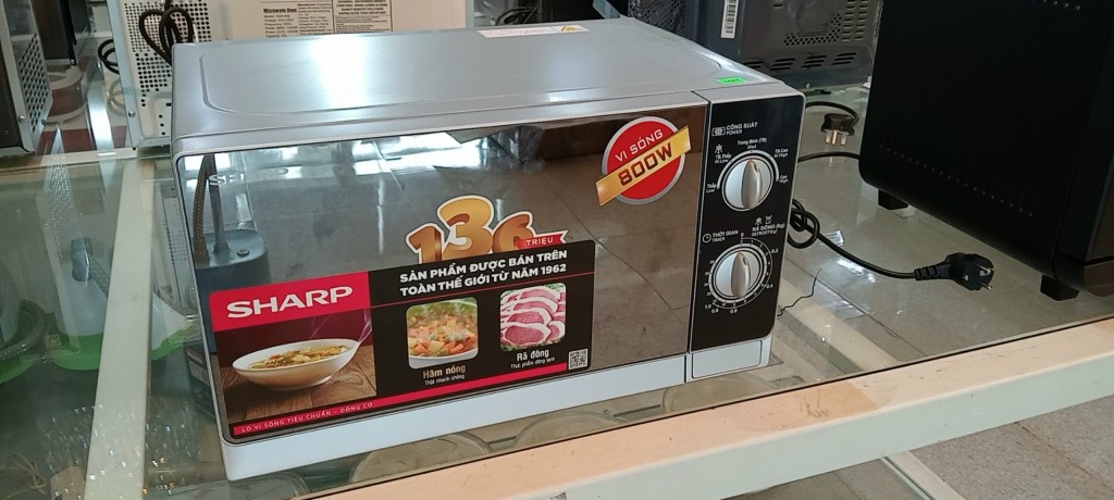 Lò vi sóng SHARP R203VNM cơ ko nướng 20 lít