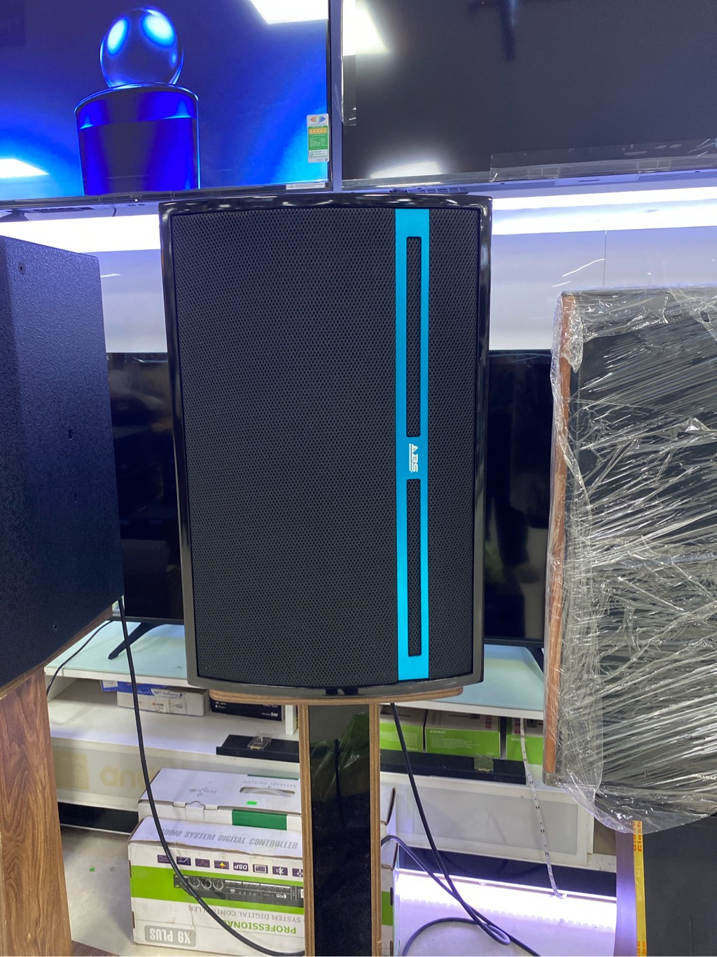 Loa TK12 chống thấm chống nước dùng được ngoài t