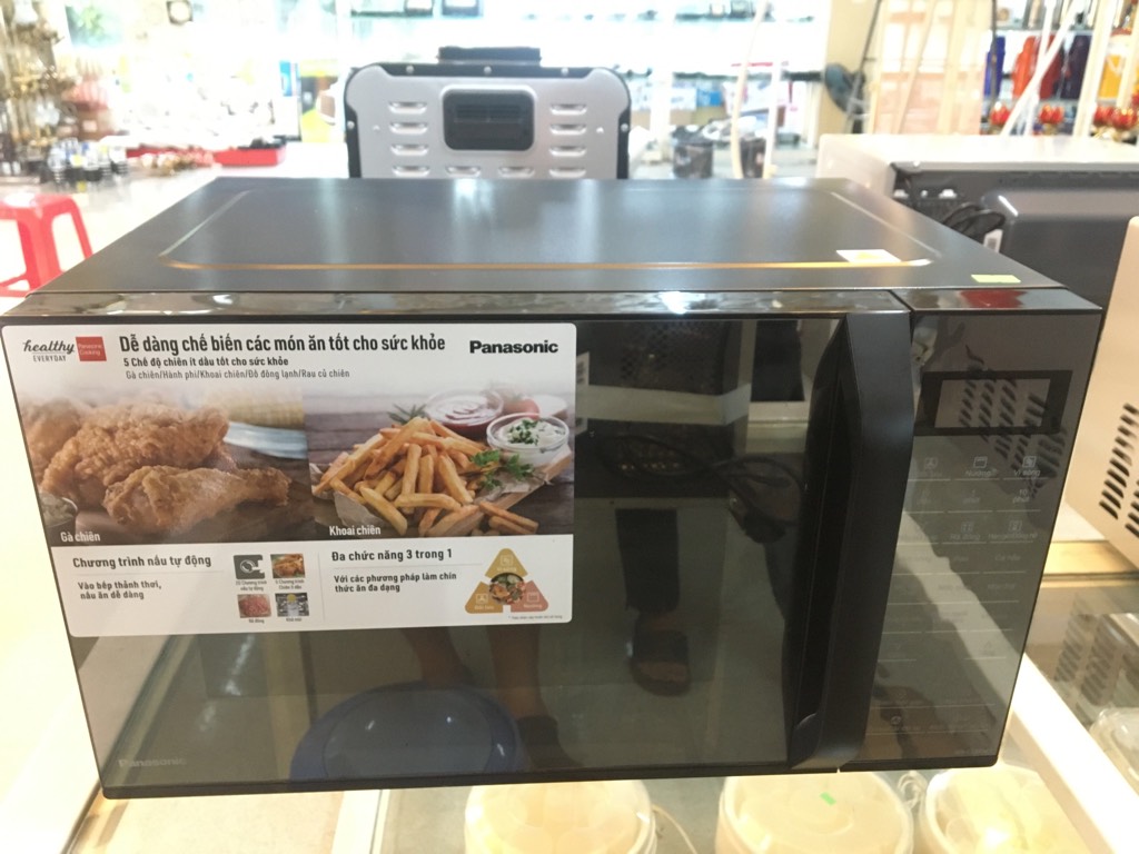 Lò vi sóng panasonic CT66MBYUE (có nướng đối lưu 27L)