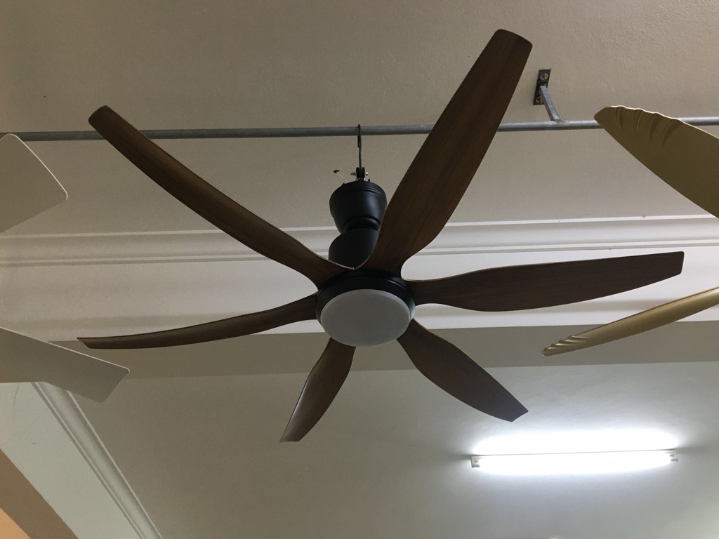 Quạt trần đèn 6 cánh 1072 nâu (h/a)