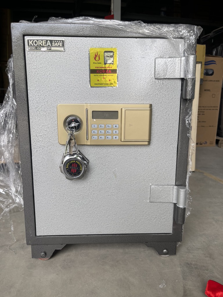 Két bạc việt tiệp KV-68 vuông cao cấp , bản lề ngoài , (điện tử)