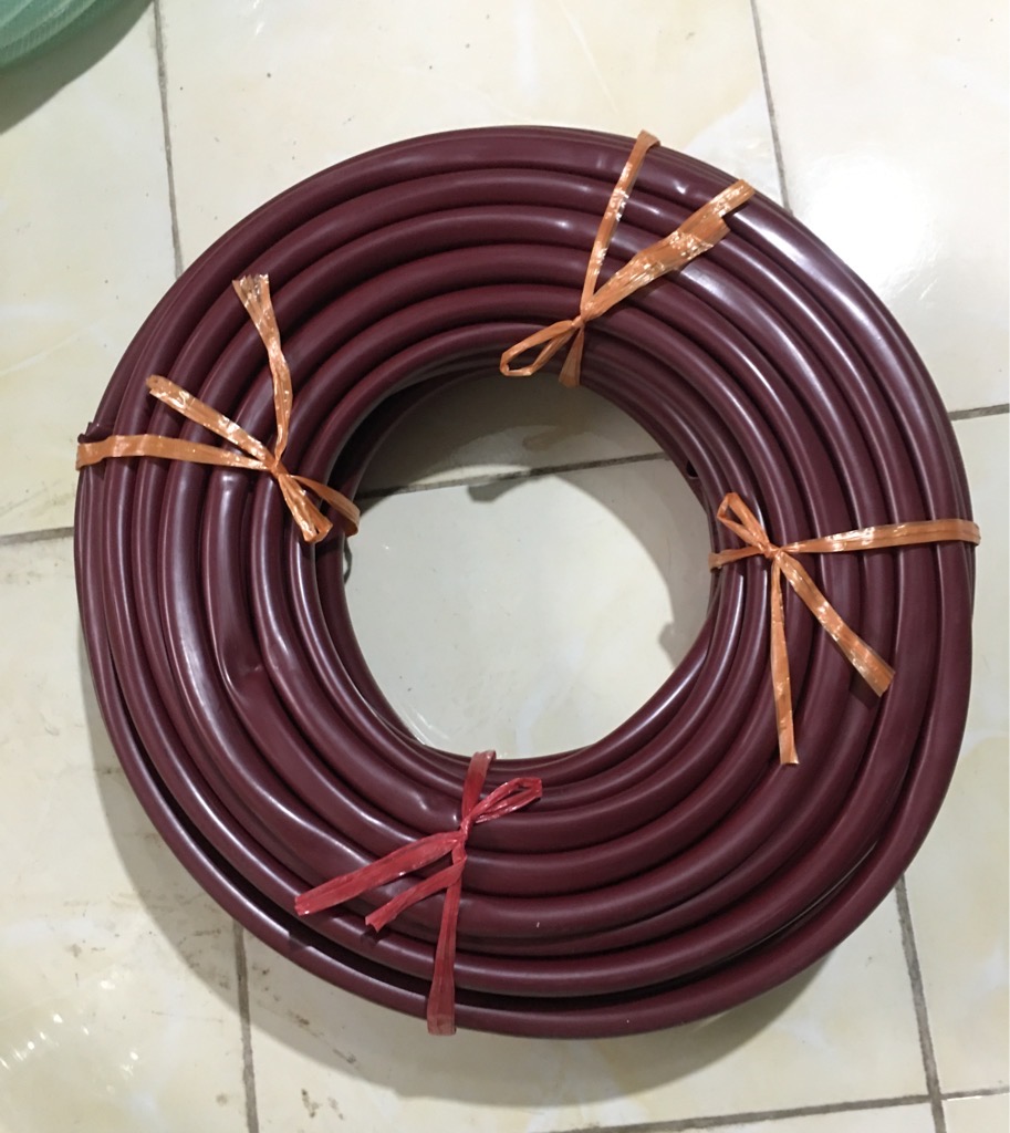 Vòi nước Hinh lung phi 18/5kg (1C=50 mét )