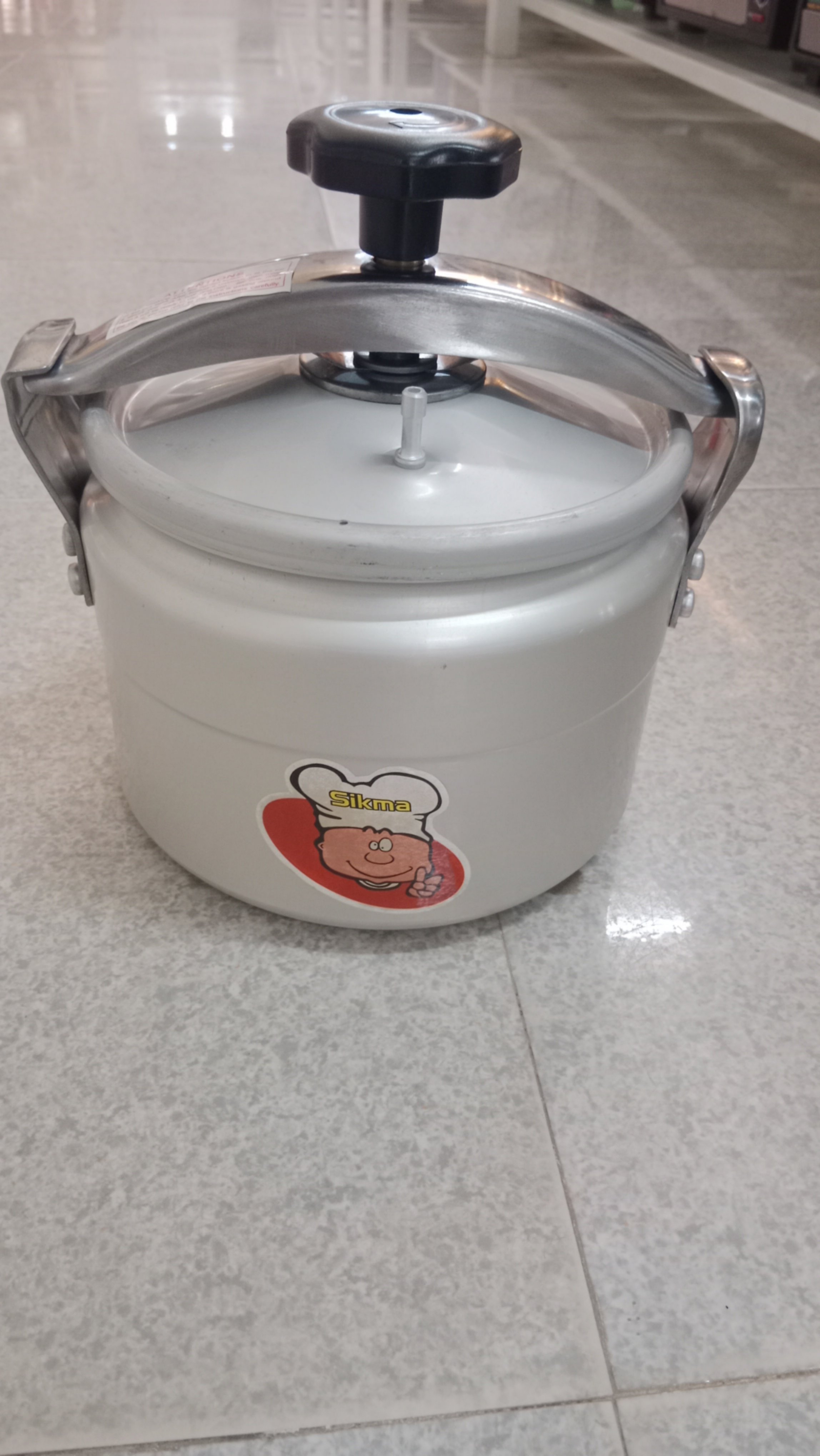 Nồi áp suất 24cm SIKMA (hợp kim xịn)