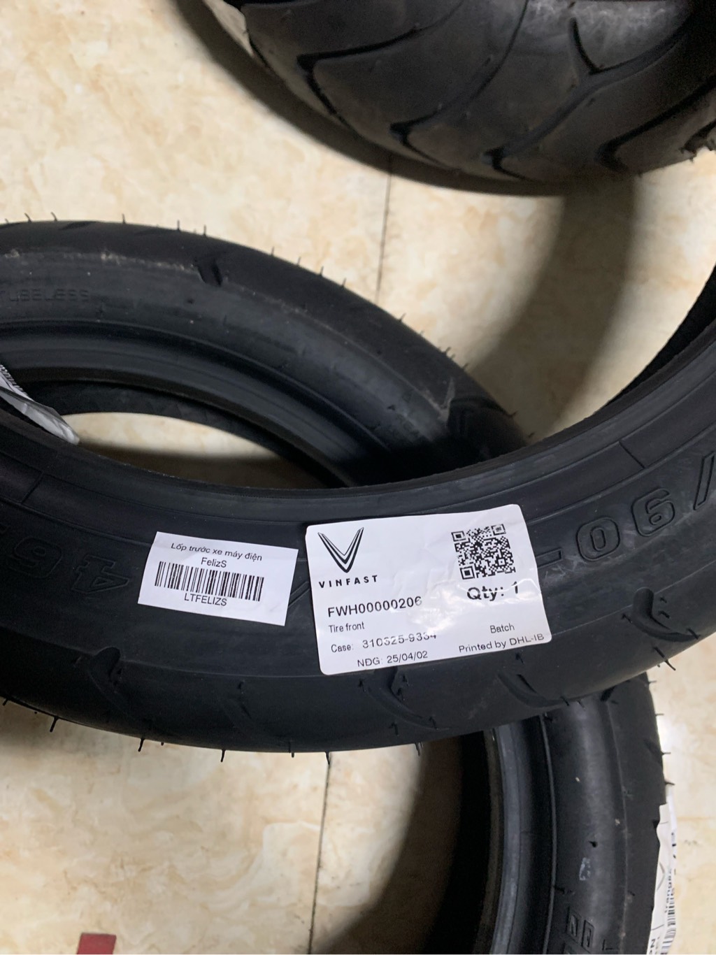 Lốp trước xe máy điện FelizS