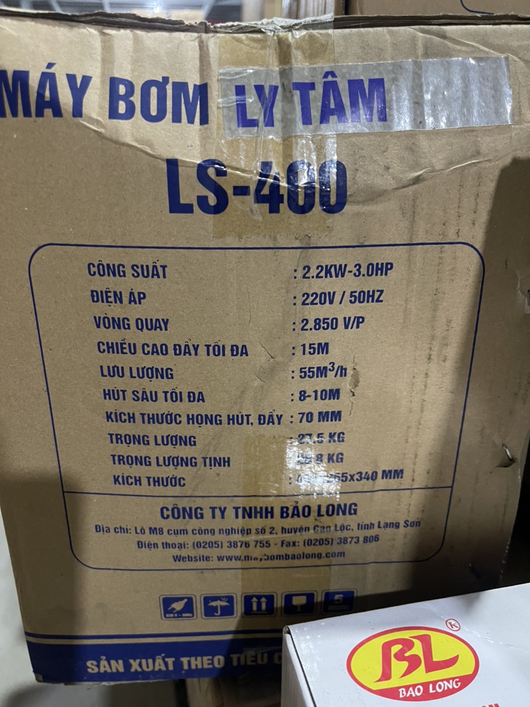 Máy bơm nước bảo long LS400/2200W phi 70