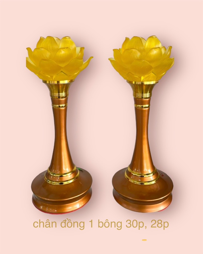 đèn thờ chân đồng hoa lưu ly 1 bông 32p