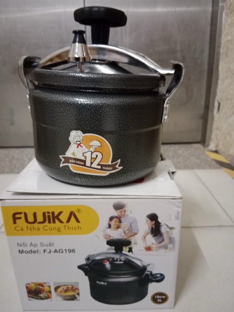 Nồi áp suất FUJIKA -FJ-AG196/18CM (màu đen)