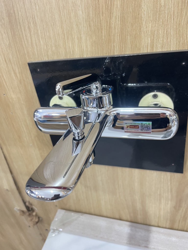 Bộ sen tắm -Treslaz -S099