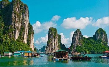 Những chứng tích lịch sử, văn hóa và phong tục của vịnh Hạ Long