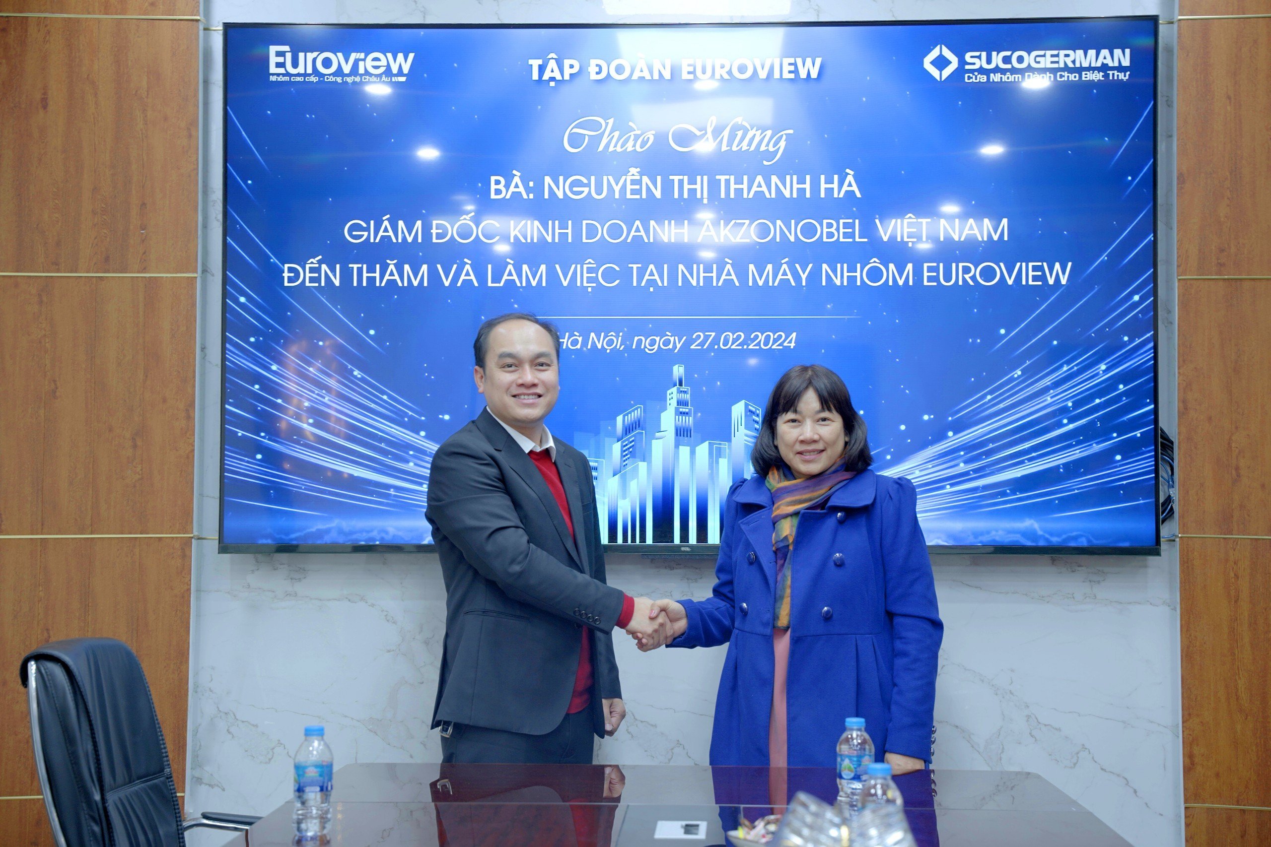 EUROVIEW ĐÓN TIẾP ĐẠI DIỆN CÔNG TY AKZONOBEL VIỆT NAM