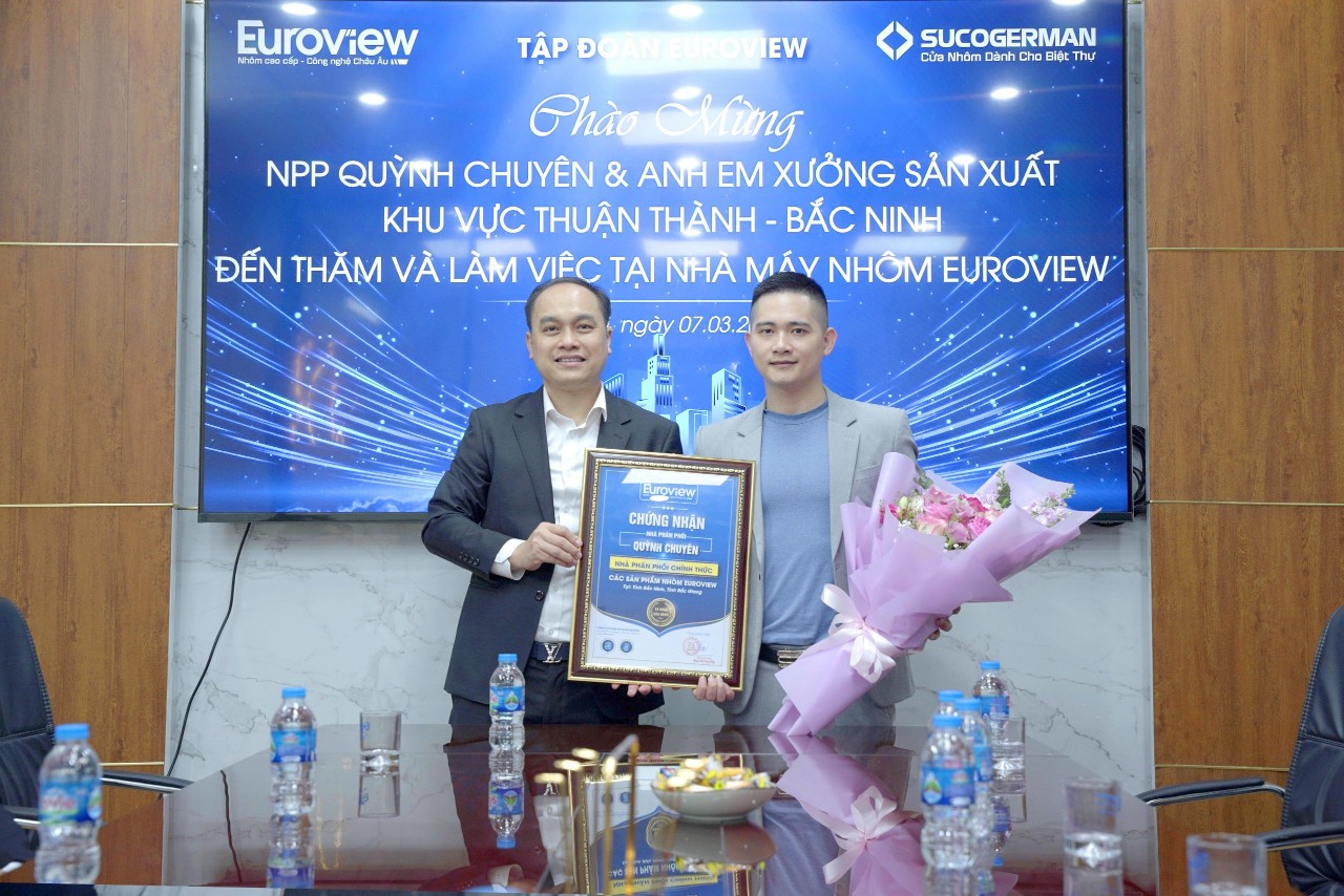 NPP QUỲNH CHUYÊN VÀ ANH EM XƯỞNG SẢN XUẤT KHU VỰC THUẬN THÀNH - BẮC NINH ĐẾN THĂM NHÀ MÁY NHÔM EUROVIEW