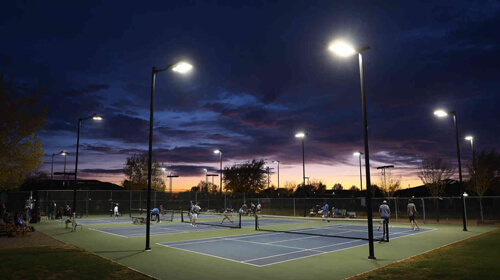 đèn chiếu sáng sân pickleball chuyên dụng