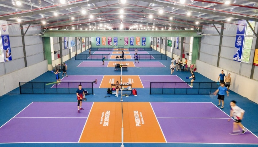 Hệ thống chiếu sáng sân pickleball trong nhà