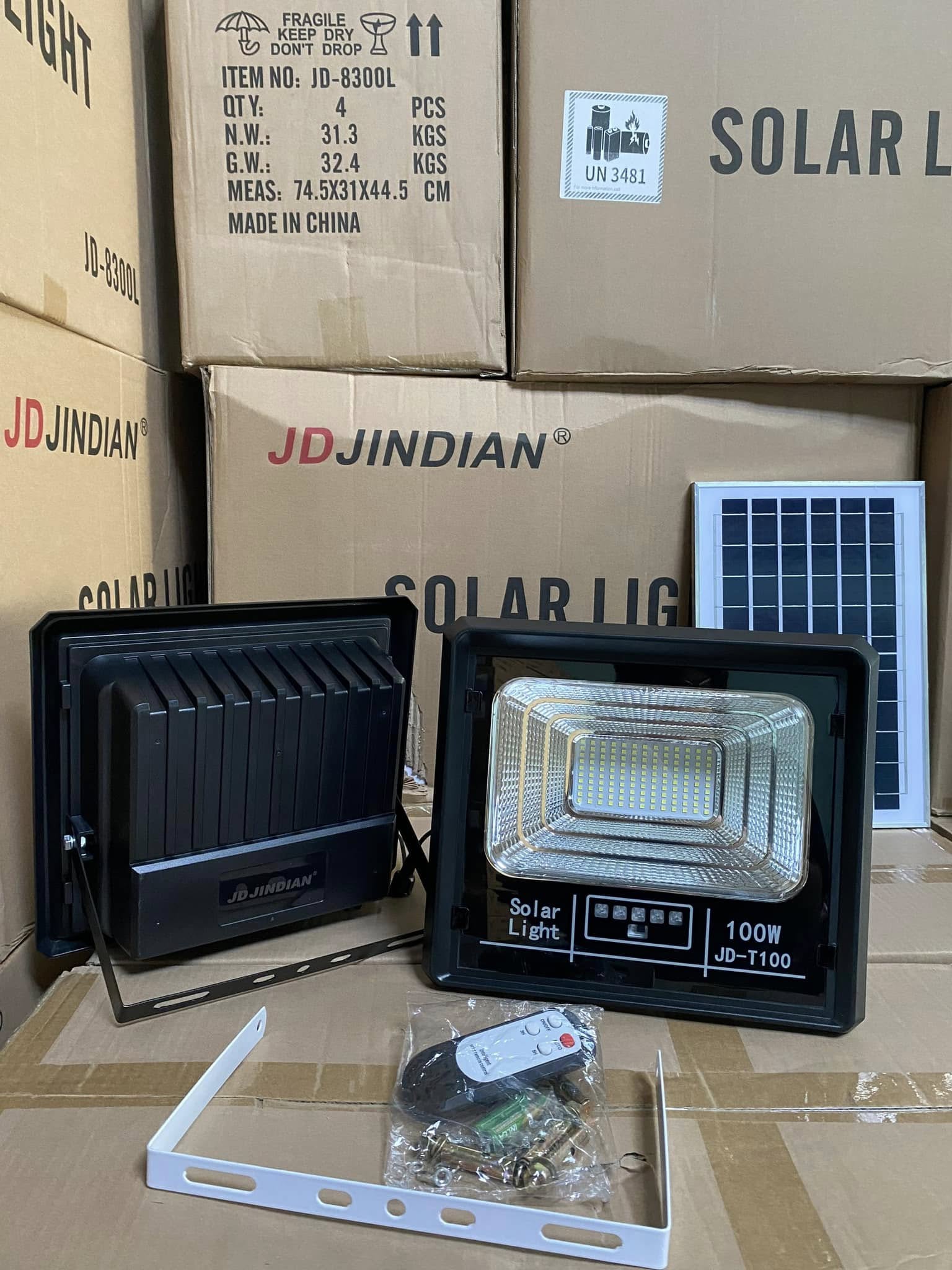 Đèn pha năng lượng mặt trời 100W JinDian JD-T100