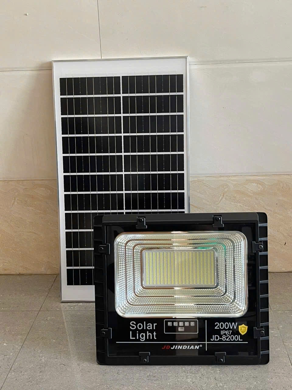 Đèn Pha Năng Lượng Mặt Trời 200W Jindian JD-8200L
