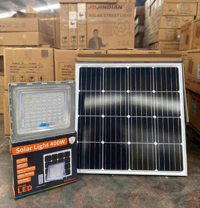 Đèn năng lượng mặt trời 400W BlueCarbon BCT-WW5.0 (LD-400W)