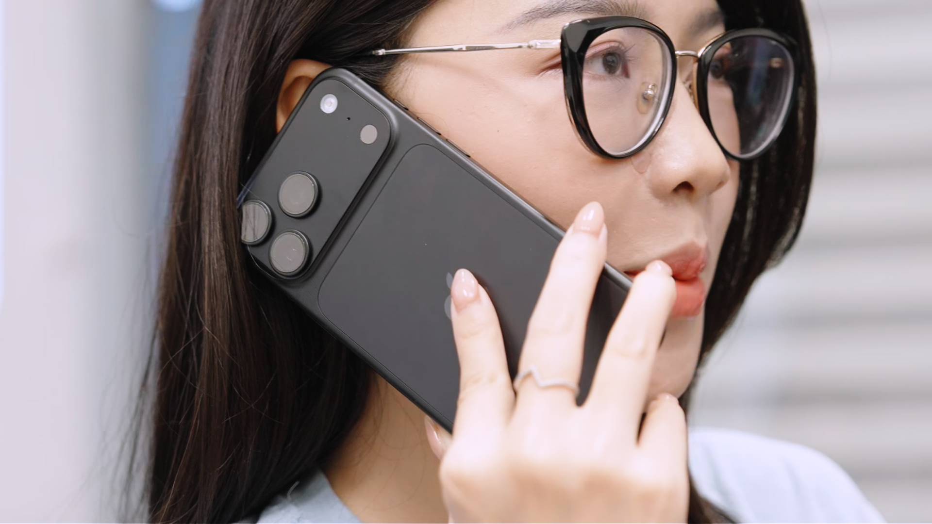iPhone 18 Pro Max màu Đen hợp mệnh Thủy và Mộc