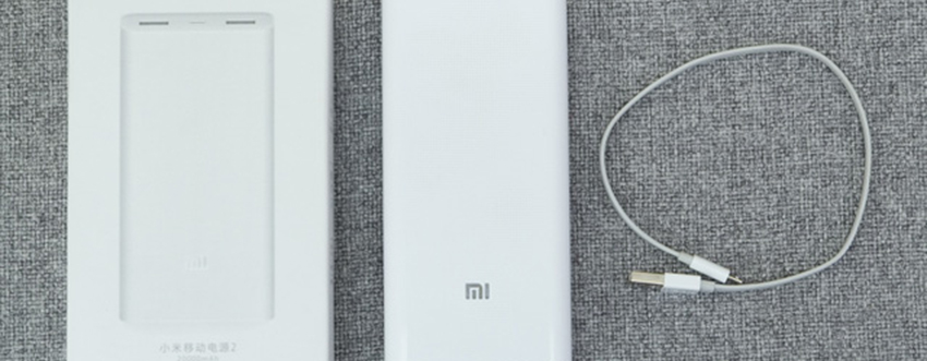 Mở hộp pin dự phòng Xiaomi 20000mAh phiên bản mới: Thiết kế tương tự, hỗ trợ Quick Charge 3.0