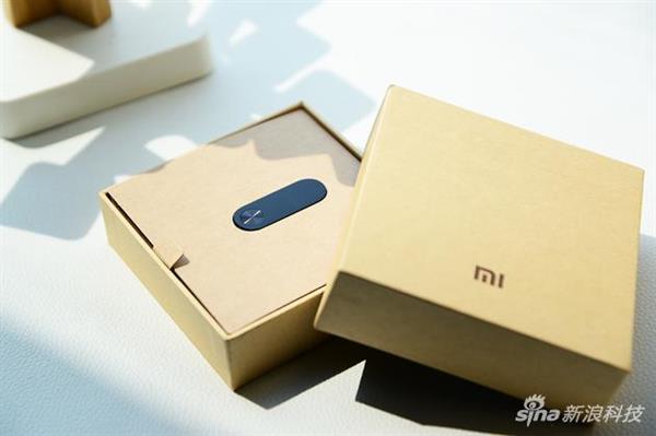 Vòng đeo tay Xiaomi Miband 2