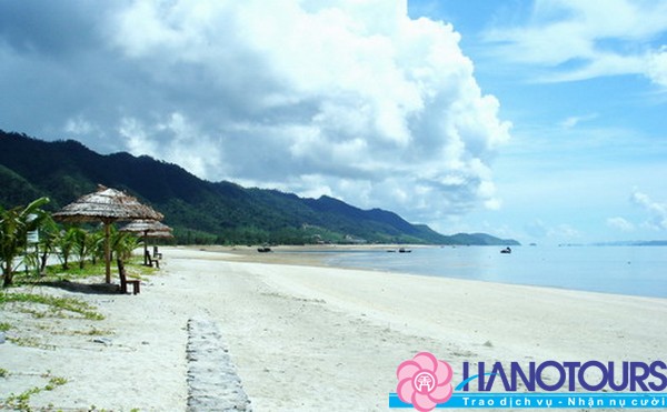 Quan Lạn lọt top những bãi biển hấp dẫn nhất Việt Nam