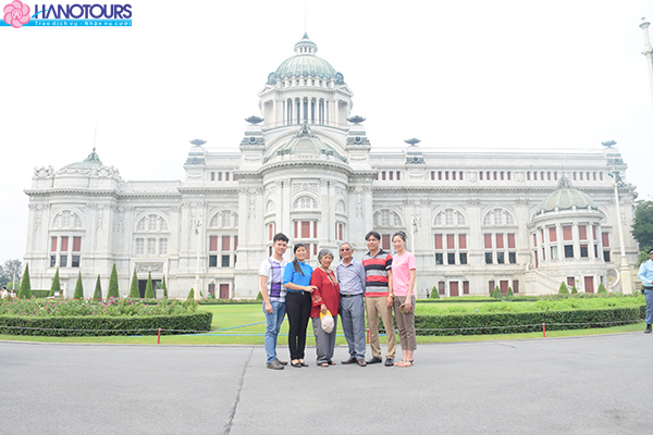 Cung điện mùa hè Vimanmek Mansion