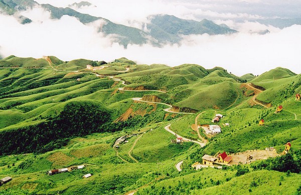 Cao Bằng với cảnh đẹp hùng vĩ