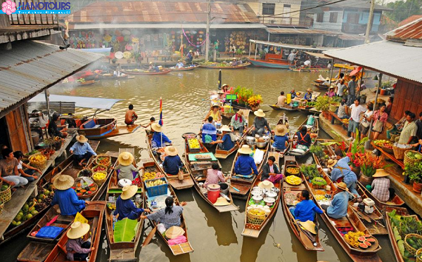 Chợ nổi ba miền tại Thái Lan