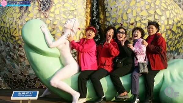 Khám phá công viên Tình yêu Hàn Quốc