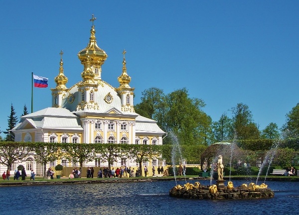 Tham quan cung điện mùa Hè Peterhof