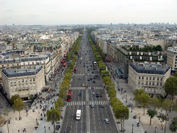 Đại Lộ Ánh Sáng – Champs-Elysées