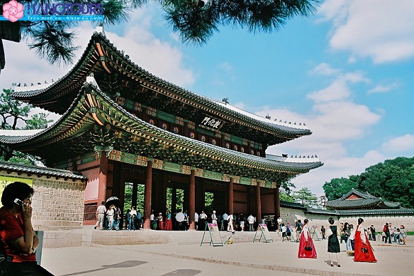 Cung điện Gyeongbok
