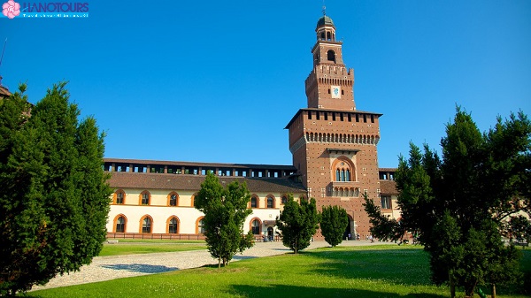 Lâu đài Sforzesco Châu Âu