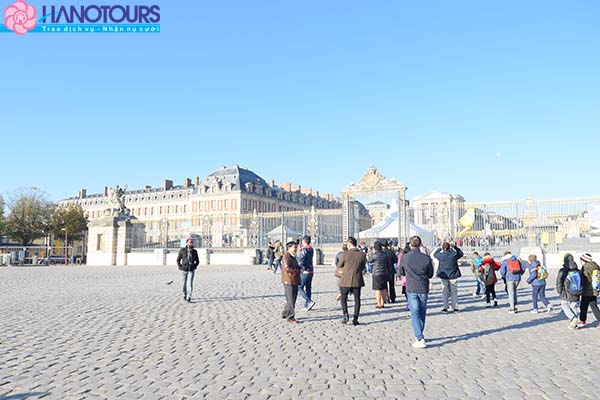 Tham quan Cung điện Versailles