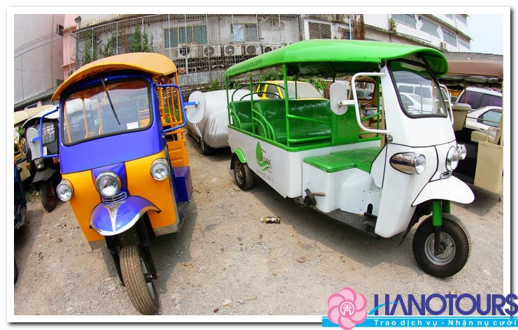 mo-hinh-xe-tuk-tuk-trong-xuong-khun_chett-o-thai-lan