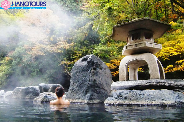 Tắm Onsen Nhật bản