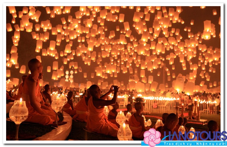 Tha-den-long-trong-le-hoi-Loy-Krathong-2016-o-Bangkok