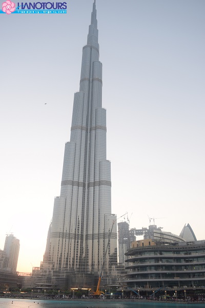 Tòa tháp cao nhất thế giới Burj Khalifa