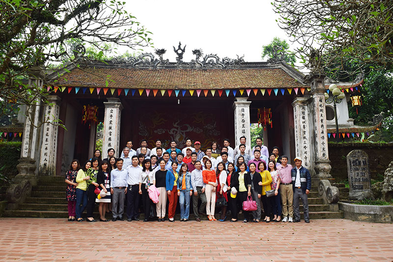 Trường chính trị Lê Hồng Phong tham quan Chùa Mía, Đường Lâm